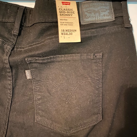 NWT Levi’s black classic mid-rise skinny jean sz18 - Picture 5 of 5